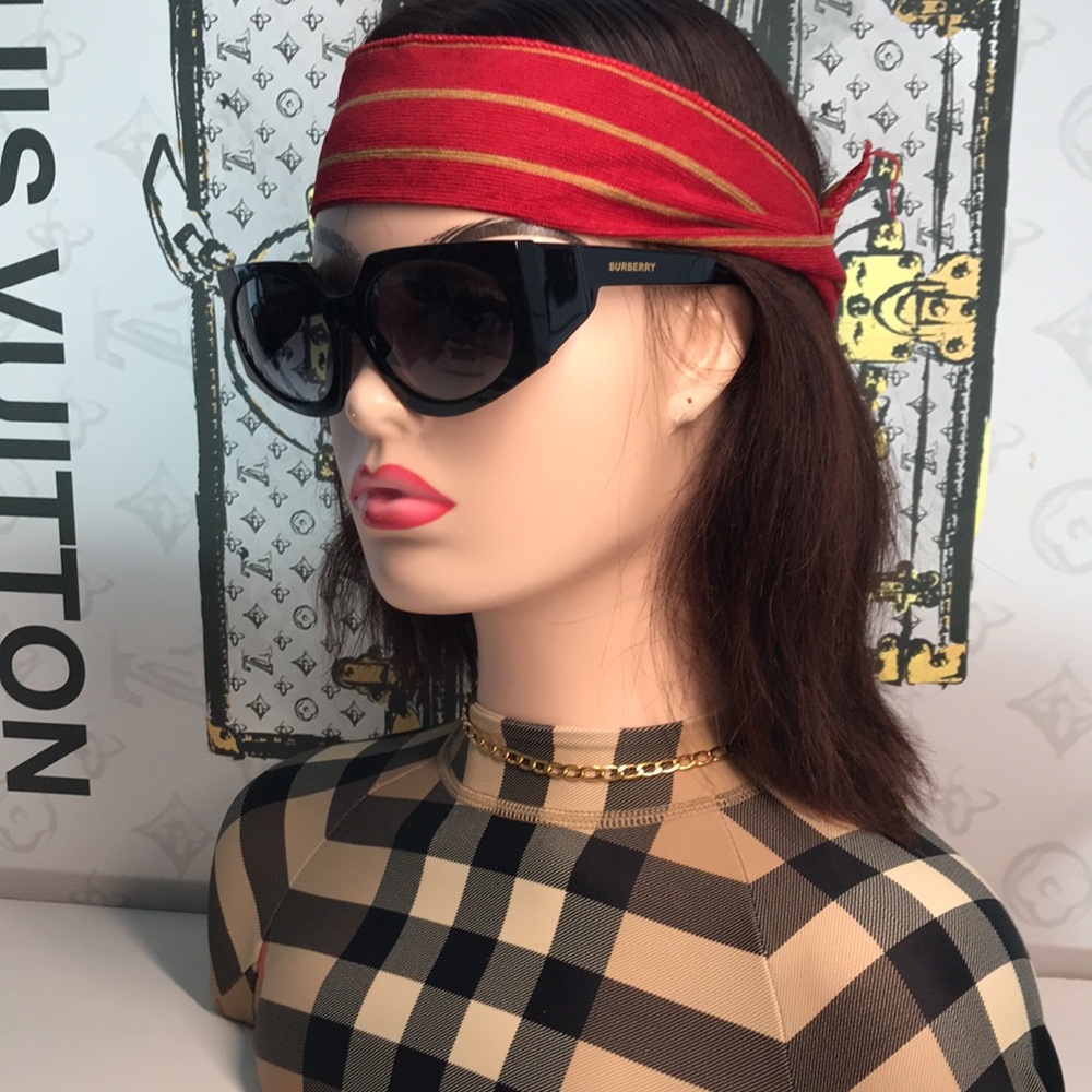 New Authentic Burberry BE4306 3001 Black Sunglasses